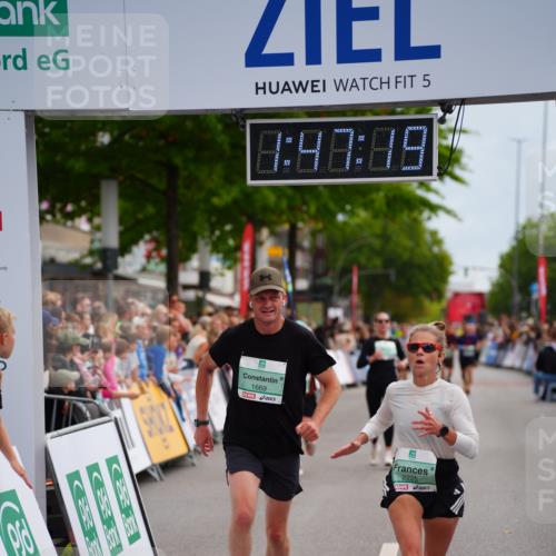 20.09.2026 - PSD Bank Halbmarathon LAZAROV Photography http://msf.ph/oto/10508782 20.09.2026 11:47:19 Ziel 1669, 2225, 3639, 4730 meine-sportfotos.de