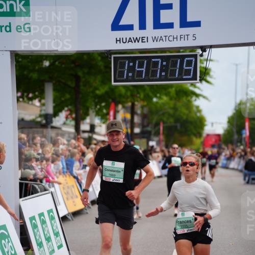20.09.2026 - PSD Bank Halbmarathon LAZAROV Photography http://msf.ph/oto/10508790 20.09.2026 11:47:19 Ziel 1669, 2225, 3639, 4730 meine-sportfotos.de
