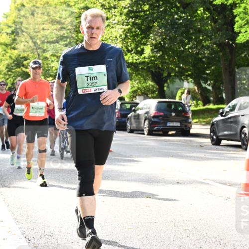 20.09.2026 - PSD Bank Halbmarathon Dr. Thomas Lammeyer http://msf.ph/oto/10508831 20.09.2026 11:05:09 Laufen 2057 meine-sportfotos.de