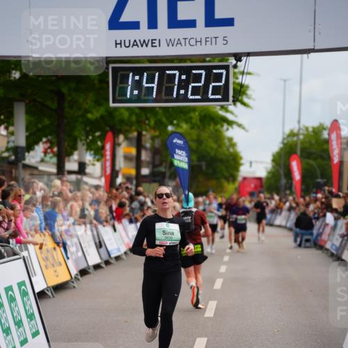 20.09.2026 - PSD Bank Halbmarathon LAZAROV Photography http://msf.ph/oto/10508841 20.09.2026 11:47:21 Ziel 1669, 2225, 3639, 4730 meine-sportfotos.de