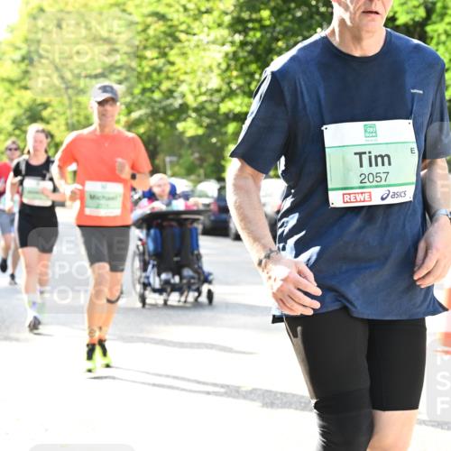 20.09.2026 - PSD Bank Halbmarathon Dr. Thomas Lammeyer http://msf.ph/oto/10508857 20.09.2026 11:05:10 Laufen 2057 meine-sportfotos.de