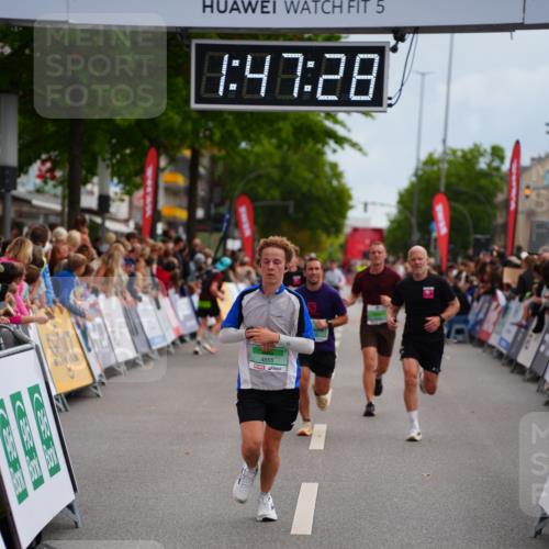 20.09.2026 - PSD Bank Halbmarathon LAZAROV Photography http://msf.ph/oto/10508903 20.09.2026 11:47:28 Ziel 1234, 2462, 3562, 3639, 4481, 4655 meine-sportfotos.de