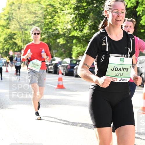 20.09.2026 - PSD Bank Halbmarathon Dr. Thomas Lammeyer http://msf.ph/oto/10508937 20.09.2026 11:05:13 Laufen 2003, 3313 meine-sportfotos.de