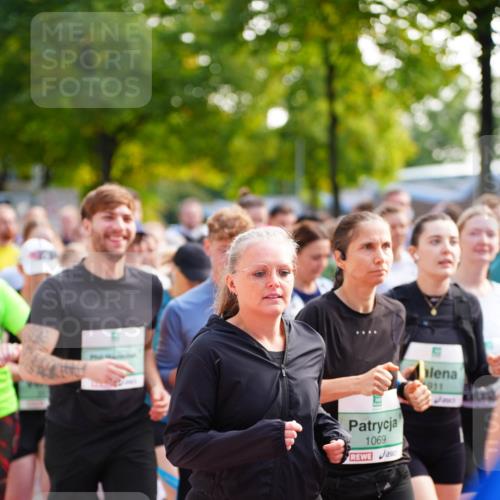 20.09.2026 - PSD Bank Halbmarathon LAZAROV Photography http://msf.ph/oto/10508958 20.09.2026 10:09:24 Laufen 1972, 2393, 1069, 911 meine-sportfotos.de