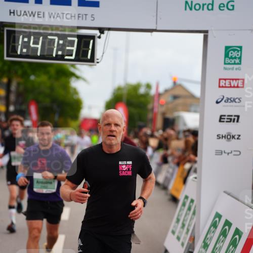 20.09.2026 - PSD Bank Halbmarathon LAZAROV Photography http://msf.ph/oto/10508994 20.09.2026 11:47:30 Ziel 1234, 2462, 3562, 3639, 4481, 4655 meine-sportfotos.de