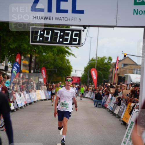 20.09.2026 - PSD Bank Halbmarathon LAZAROV Photography http://msf.ph/oto/10509048 20.09.2026 11:47:34 Ziel 1234, 2462, 2583, 3562, 4481, 4655 meine-sportfotos.de