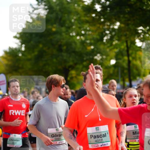 20.09.2026 - PSD Bank Halbmarathon LAZAROV Photography http://msf.ph/oto/10509126 20.09.2026 10:09:42 Laufen 3535, 2893, 4017, 1186 meine-sportfotos.de