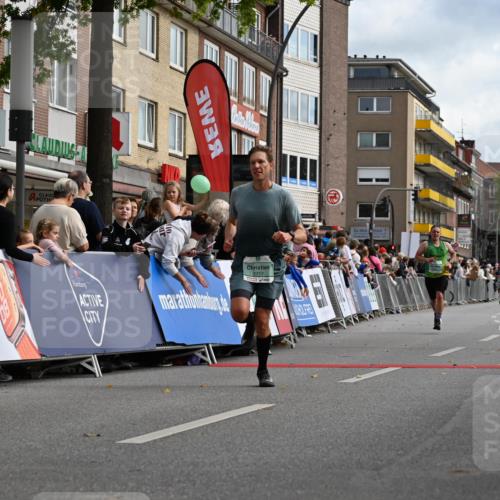 20.09.2026 - PSD Bank Halbmarathon J. Mangold http://msf.ph/oto/10509129 20.09.2026 11:32:18 Ziel 2712, 4441, 4657 meine-sportfotos.de