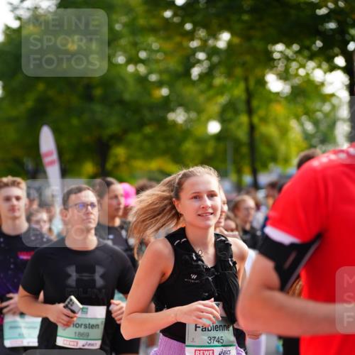 20.09.2026 - PSD Bank Halbmarathon LAZAROV Photography http://msf.ph/oto/10509152 20.09.2026 10:09:44 Laufen 1869, 3745 meine-sportfotos.de