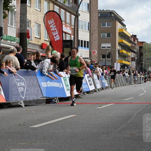20.09.2026 - PSD Bank Halbmarathon J. Mangold http://msf.ph/oto/10509163 20.09.2026 11:32:22 Ziel 2712, 4441 meine-sportfotos.de