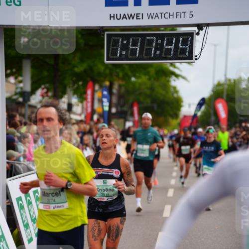 20.09.2026 - PSD Bank Halbmarathon LAZAROV Photography http://msf.ph/oto/10509166 20.09.2026 11:47:44 Ziel 1661, 1712, 2074, 2859, 3914, 4262, 4662 meine-sportfotos.de