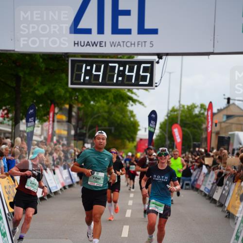 20.09.2026 - PSD Bank Halbmarathon LAZAROV Photography http://msf.ph/oto/10509188 20.09.2026 11:47:45 Ziel 1661, 1712, 2074, 2859, 3914, 4262, 4662 meine-sportfotos.de