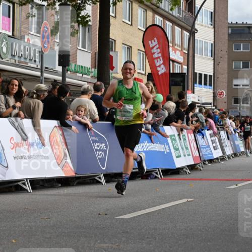 20.09.2026 - PSD Bank Halbmarathon J. Mangold http://msf.ph/oto/10509193 20.09.2026 11:32:23 Ziel 1208, 2712, 4441 meine-sportfotos.de