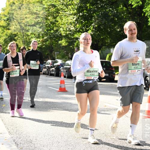 20.09.2026 - PSD Bank Halbmarathon Dr. Thomas Lammeyer http://msf.ph/oto/10509222 20.09.2026 11:05:26 Laufen 3555, 4616, 4392, 4391 meine-sportfotos.de