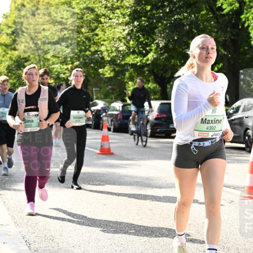 20.09.2026 - PSD Bank Halbmarathon Dr. Thomas Lammeyer http://msf.ph/oto/10509233 20.09.2026 11:05:27 Laufen 3555, 4616, 4392, 4391 meine-sportfotos.de