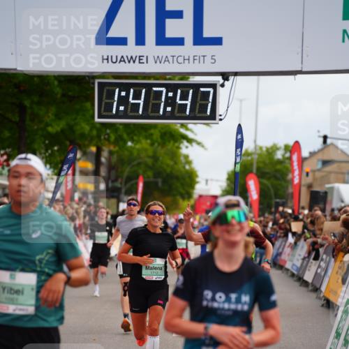 20.09.2026 - PSD Bank Halbmarathon LAZAROV Photography http://msf.ph/oto/10509237 20.09.2026 11:47:47 Ziel 1661, 1712, 2074, 2828, 2859, 3239, 3504, 3914, 4262, 4662 meine-sportfotos.de