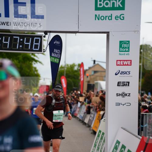 20.09.2026 - PSD Bank Halbmarathon LAZAROV Photography http://msf.ph/oto/10509257 20.09.2026 11:47:48 Ziel 1661, 1712, 2074, 2177, 2828, 2859, 3239, 3330, 3504, 3914, 4262, 4662 meine-sportfotos.de