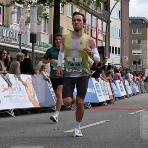20.09.2026 - PSD Bank Halbmarathon J. Mangold http://msf.ph/oto/10509305 20.09.2026 11:32:37 Ziel 1208, 1310, 2086, 2575, 2625, 3423 meine-sportfotos.de