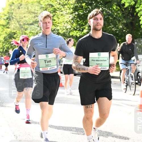 20.09.2026 - PSD Bank Halbmarathon Dr. Thomas Lammeyer http://msf.ph/oto/10509327 20.09.2026 11:05:30 Laufen 2635, 3851, 1972, 3852 meine-sportfotos.de