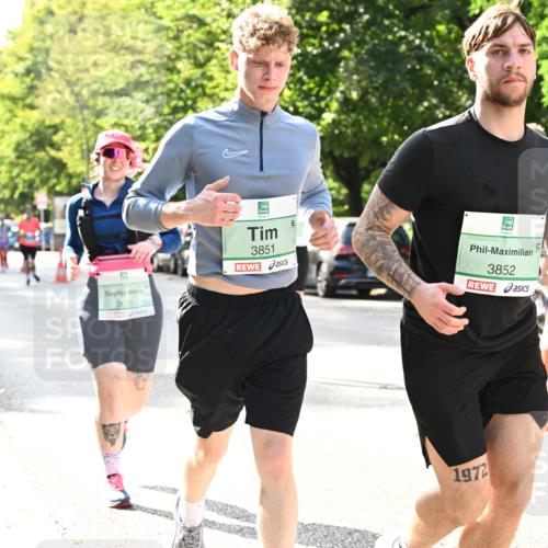 20.09.2026 - PSD Bank Halbmarathon Dr. Thomas Lammeyer http://msf.ph/oto/10509336 20.09.2026 11:05:30 Laufen 2635, 3851, 3852, 1972 meine-sportfotos.de