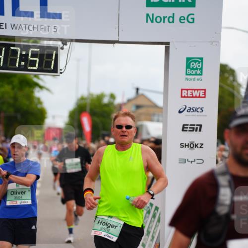 20.09.2026 - PSD Bank Halbmarathon LAZAROV Photography http://msf.ph/oto/10509337 20.09.2026 11:47:51 Ziel 1661, 1712, 2177, 2828, 2836, 3239, 3330, 3504, 3586, 3914, 4248, 4262, 4622, 4662 meine-sportfotos.de
