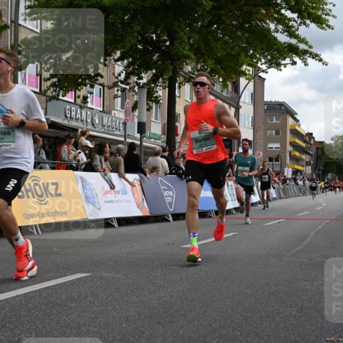 20.09.2026 - PSD Bank Halbmarathon J. Mangold http://msf.ph/oto/10509398 20.09.2026 11:32:46 Ziel 1310, 1922, 2498, 3423, 3508 meine-sportfotos.de