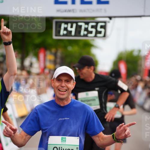 20.09.2026 - PSD Bank Halbmarathon LAZAROV Photography http://msf.ph/oto/10509432 20.09.2026 11:47:54 Ziel 1661, 1712, 1897, 2177, 2828, 2836, 3239, 3330, 3504, 3586, 4226, 4248, 4262, 4622, 4662 meine-sportfotos.de
