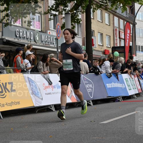 20.09.2026 - PSD Bank Halbmarathon J. Mangold http://msf.ph/oto/10509441 20.09.2026 11:32:54 Ziel 1721, 1922, 3774 meine-sportfotos.de