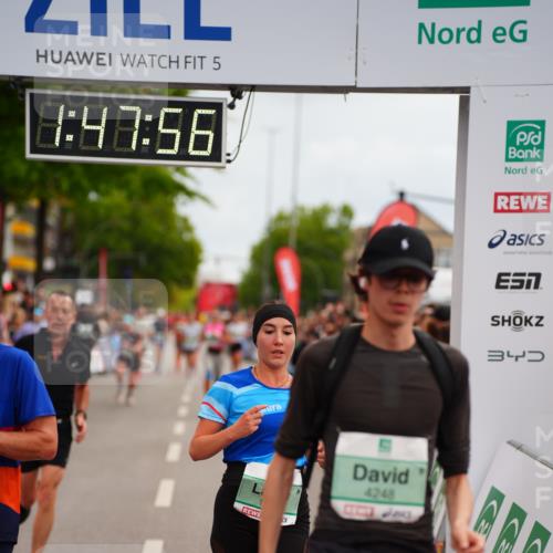20.09.2026 - PSD Bank Halbmarathon LAZAROV Photography http://msf.ph/oto/10509458 20.09.2026 11:47:56 Ziel 1712, 1897, 2177, 2828, 2836, 3239, 3330, 3504, 3586, 4226, 4248, 4262, 4622 meine-sportfotos.de