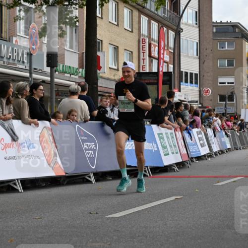 20.09.2026 - PSD Bank Halbmarathon J. Mangold http://msf.ph/oto/10509474 20.09.2026 11:32:59 Ziel 1721, 1849, 3774, 3994, 4116, 4145 meine-sportfotos.de