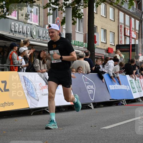 20.09.2026 - PSD Bank Halbmarathon J. Mangold http://msf.ph/oto/10509498 20.09.2026 11:33:00 Ziel 1721, 1849, 3774, 3994, 4116, 4145, 4614 meine-sportfotos.de