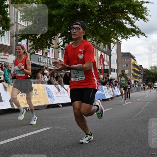 20.09.2026 - PSD Bank Halbmarathon J. Mangold http://msf.ph/oto/10509617 20.09.2026 11:33:09 Ziel 1690, 1849, 2115, 3048, 3994, 4116, 4134, 4145, 4614 meine-sportfotos.de