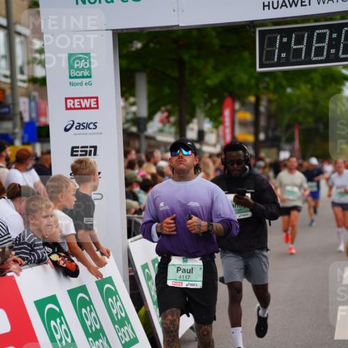 20.09.2026 - PSD Bank Halbmarathon LAZAROV Photography http://msf.ph/oto/10509619 20.09.2026 11:48:03 Ziel 1440, 1897, 2309, 2451, 2674, 2707, 4117, 4226, 4622 meine-sportfotos.de