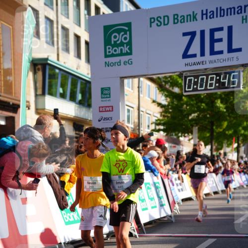 20.09.2026 - PSD Bank Halbmarathon LAZAROV Photography http://msf.ph/oto/10509634 20.09.2026 10:28:09 Laufen 5, 0, 08, 45, 57, 250, 445 meine-sportfotos.de