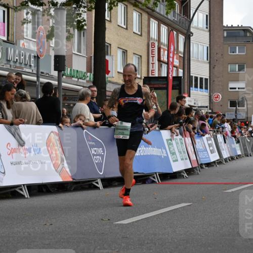 20.09.2026 - PSD Bank Halbmarathon J. Mangold http://msf.ph/oto/10509732 20.09.2026 11:33:29 Ziel 2529, 4395 meine-sportfotos.de
