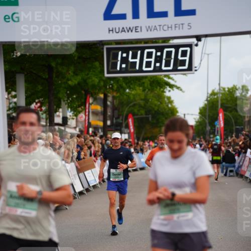 20.09.2026 - PSD Bank Halbmarathon LAZAROV Photography http://msf.ph/oto/10509758 20.09.2026 11:48:08 Ziel 1440, 2309, 2451, 2674, 2707, 3089, 4117, 4739 meine-sportfotos.de