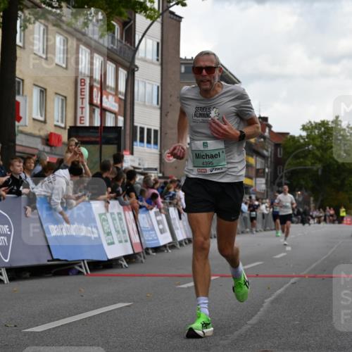 20.09.2026 - PSD Bank Halbmarathon J. Mangold http://msf.ph/oto/10509759 20.09.2026 11:33:32 Ziel 2482, 2529, 4395 meine-sportfotos.de