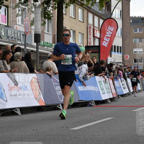 20.09.2026 - PSD Bank Halbmarathon J. Mangold http://msf.ph/oto/10509795 20.09.2026 11:33:43 Ziel 2201, 2265, 2482 meine-sportfotos.de