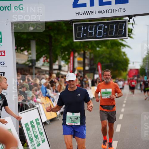20.09.2026 - PSD Bank Halbmarathon LAZAROV Photography http://msf.ph/oto/10509801 20.09.2026 11:48:11 Ziel 1440, 2309, 2674, 2707, 3089, 4739 meine-sportfotos.de