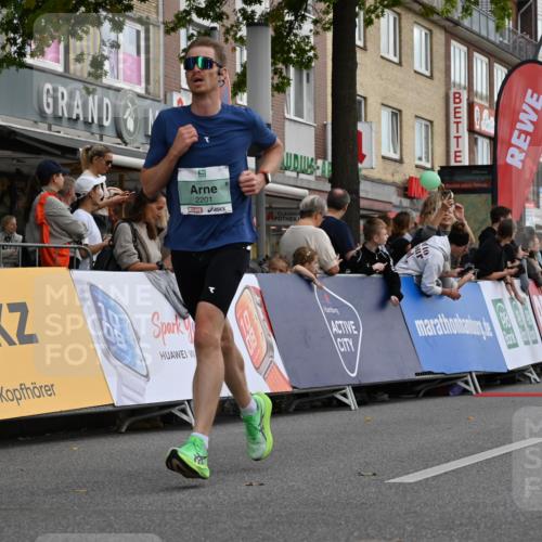 20.09.2026 - PSD Bank Halbmarathon J. Mangold http://msf.ph/oto/10509808 20.09.2026 11:33:43 Ziel 2201, 2265, 2482 meine-sportfotos.de