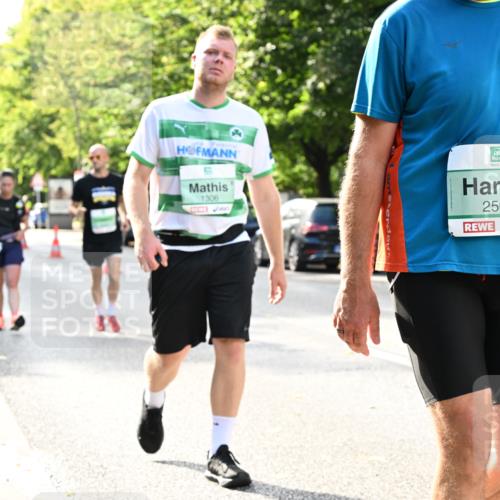 20.09.2026 - PSD Bank Halbmarathon Dr. Thomas Lammeyer http://msf.ph/oto/10509821 20.09.2026 11:05:58 Laufen 1306, 2569 meine-sportfotos.de