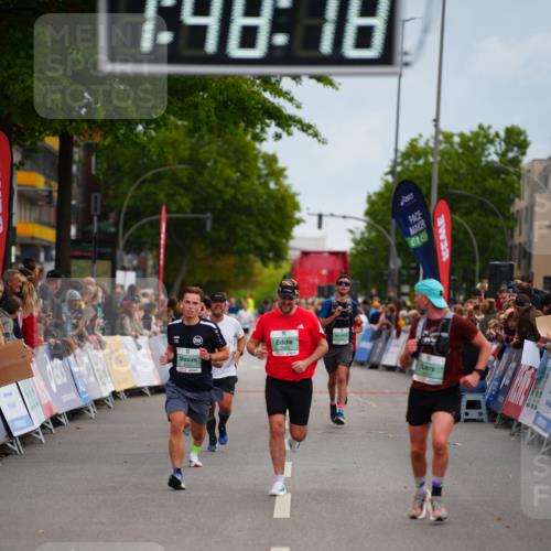 20.09.2026 - PSD Bank Halbmarathon LAZAROV Photography http://msf.ph/oto/10509866 20.09.2026 11:48:18 Ziel 3089, 4526, 4739 meine-sportfotos.de