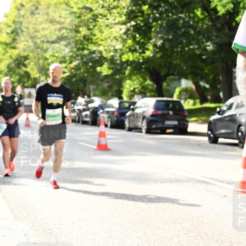 20.09.2026 - PSD Bank Halbmarathon Dr. Thomas Lammeyer http://msf.ph/oto/10509867 20.09.2026 11:06:00 Laufen  meine-sportfotos.de