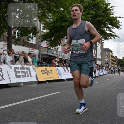 20.09.2026 - PSD Bank Halbmarathon J. Mangold http://msf.ph/oto/10509873 20.09.2026 11:34:03 Ziel 1384, 1871, 1995, 2547, 2945, 3551, 4276, 4690, 4783 meine-sportfotos.de