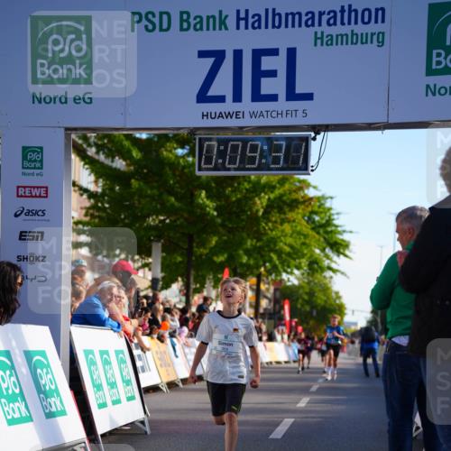 20.09.2026 - PSD Bank Halbmarathon LAZAROV Photography http://msf.ph/oto/10509878 20.09.2026 10:28:55 Laufen 5, 0, 09, 39, 354 meine-sportfotos.de