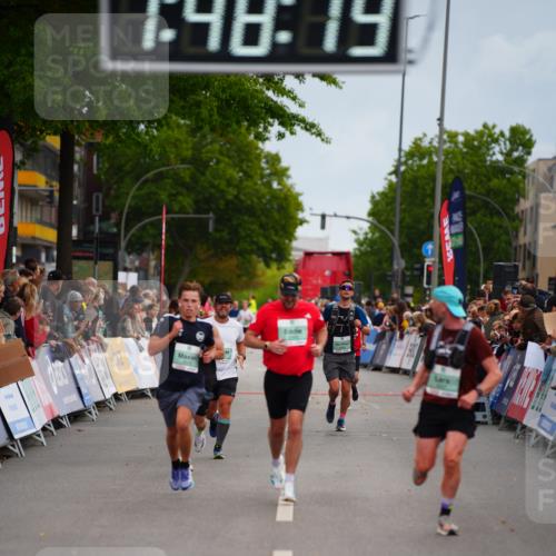 20.09.2026 - PSD Bank Halbmarathon LAZAROV Photography http://msf.ph/oto/10509883 20.09.2026 11:48:18 Ziel 3089, 4526, 4739 meine-sportfotos.de