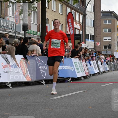 20.09.2026 - PSD Bank Halbmarathon J. Mangold http://msf.ph/oto/10509909 20.09.2026 11:34:25 Ziel 3328 meine-sportfotos.de