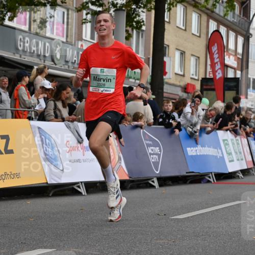 20.09.2026 - PSD Bank Halbmarathon J. Mangold http://msf.ph/oto/10509916 20.09.2026 11:34:25 Ziel 3328 meine-sportfotos.de