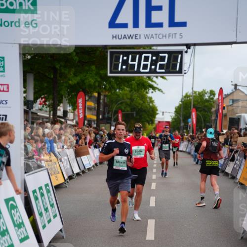 20.09.2026 - PSD Bank Halbmarathon LAZAROV Photography http://msf.ph/oto/10509946 20.09.2026 11:48:21 Ziel 1123, 3005, 4311, 4526 meine-sportfotos.de