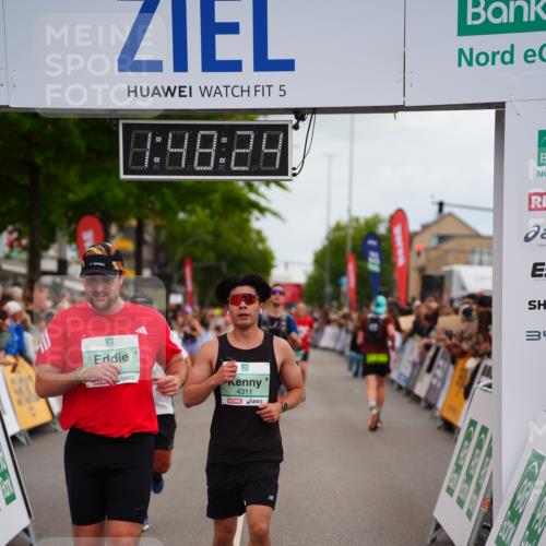 20.09.2026 - PSD Bank Halbmarathon LAZAROV Photography http://msf.ph/oto/10510022 20.09.2026 11:48:24 Ziel 1123, 2204, 3005, 4311, 4526 meine-sportfotos.de